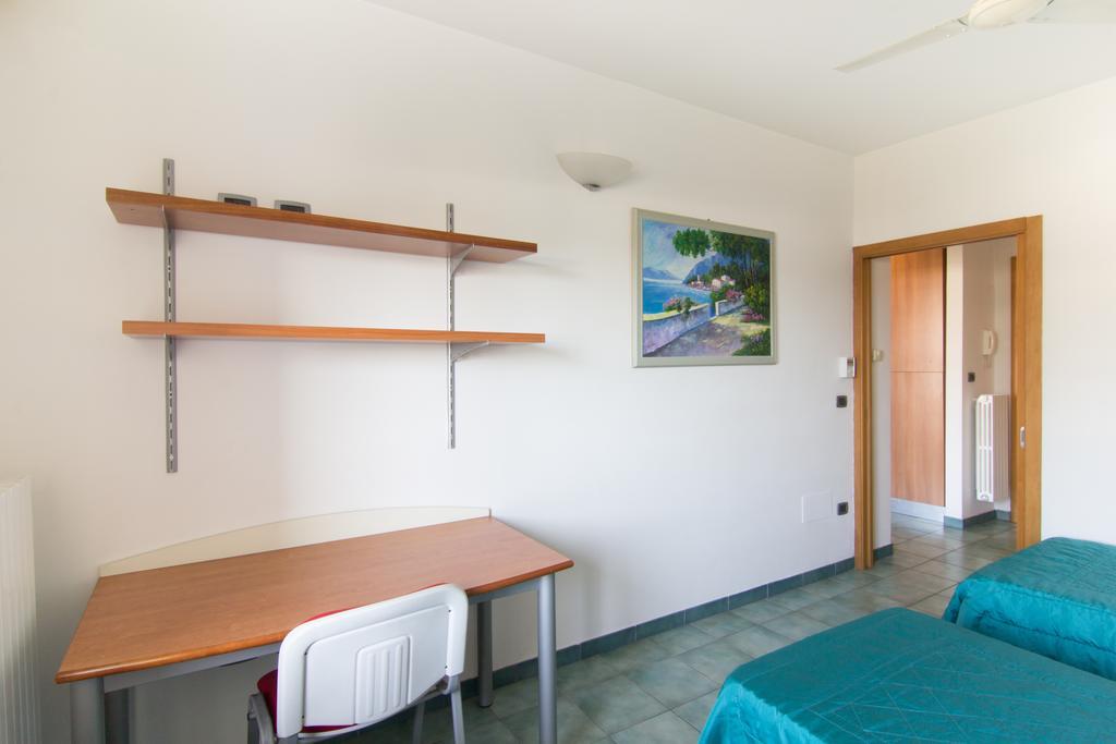 I Giardini Di Atena Aparthotel Merine Ruang foto